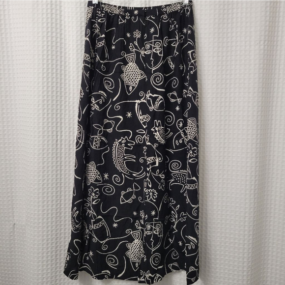 Women's Chava Black and White Patterned Skirt Size M - Picture 3 of 4
